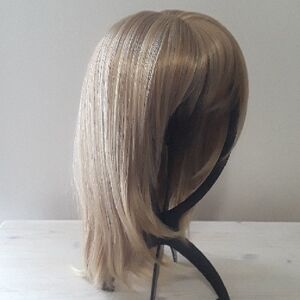 Blonde Lace Front Wig - New with Tags - Shoulder Length - Soft and Silky